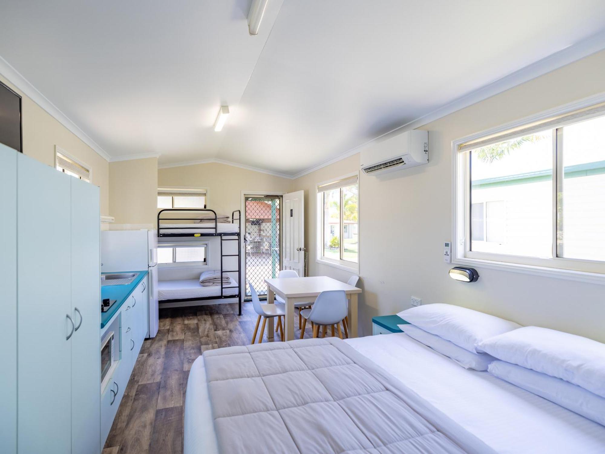 Nrma Capricorn Yeppoon Holiday Park Kinka Rom bilde